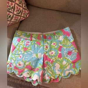 Lilly Pulitzer Buttercup Shorts Size 2